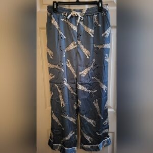HELLO MELLO LOUNGEWEAR SATIN PAJAMA PANTS. SIZE L/XL (12-16)